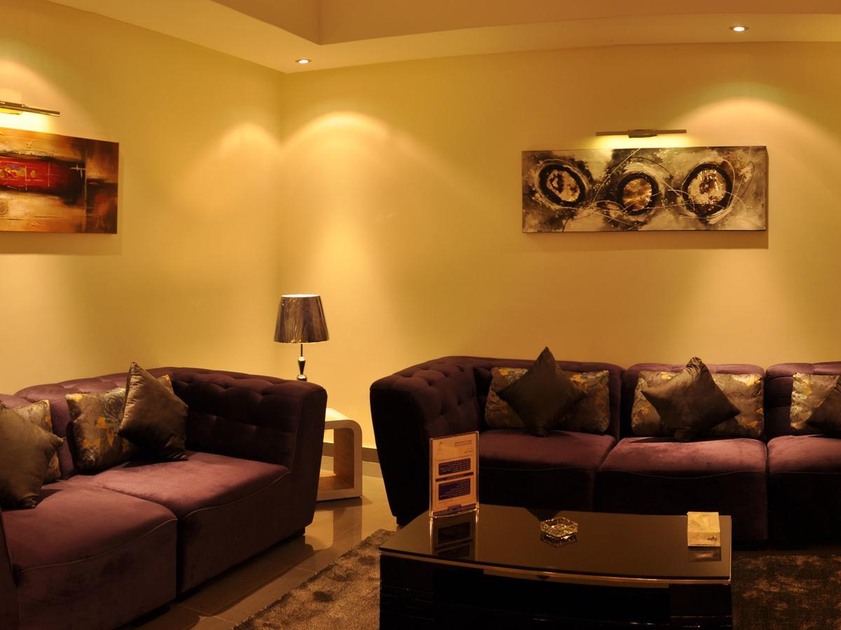 Nelover Qurtubah Riyadh Exteriör bild